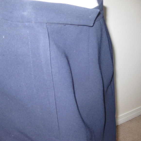 Kasper Navy Pant Suit - Picture 9 of 11